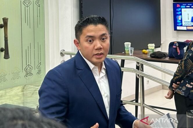 
Kunjungan Presiden ke Rusia, Seskab: Tunggu konfirmasi resmi