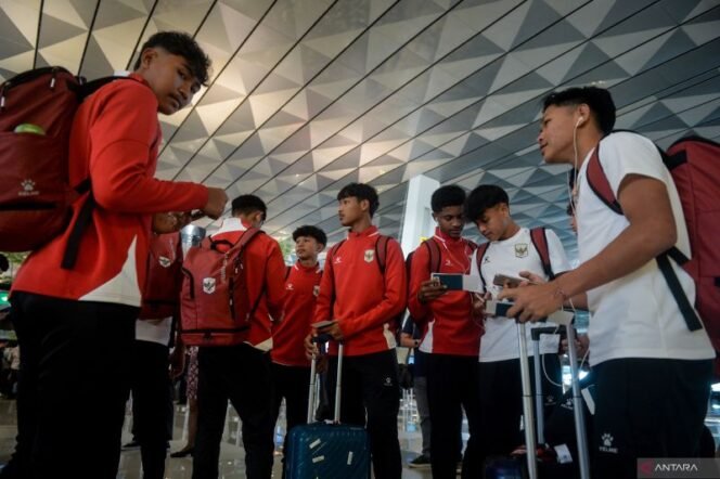 
Timnas U-17 berangkat ke Arab Saudi untuk berlaga di Piala Asia U-17 2026