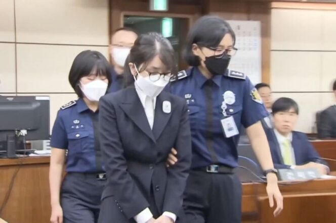 
Vonis banding, istri eks Presiden Korsel dihukum 4 tahun