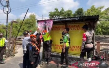Pemkot sosialisasi penutupan perlintasan rel kereta Manggarai--Cawang