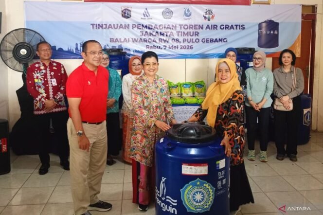 
Munjirin: Pemberian toren gratis bantu warga untuk miliki cadangan air